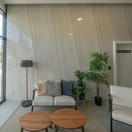 Xpce Urban 4 Skyline - Free Parking Malaga