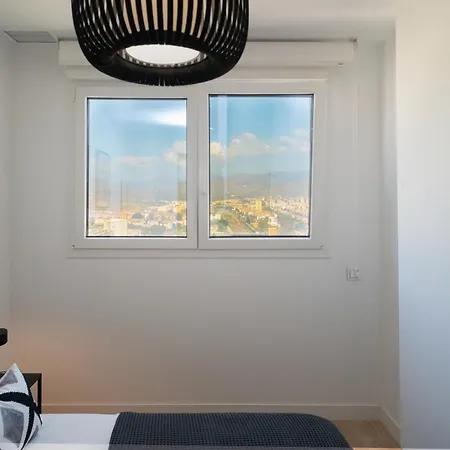 Xpce Urban 4 Skyline - Free Parking Apartment *