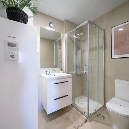 Xpce Urban 4 Skyline - Free Parking Malaga