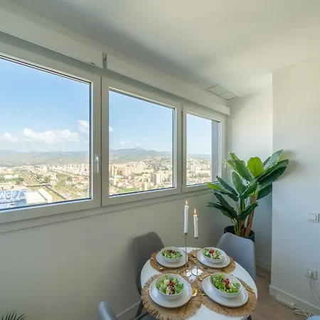 Xpce Urban 4 Skyline - Free Parking דירה *
